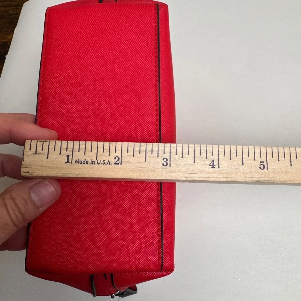 Victorias Secret Mine Cosmetic Makeup Bag Red Travel Case NWOT Zip Pouch